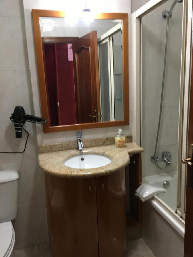 Апартаменти Duplex Rosalia De Castro. Рібадавія Екстер'єр фото